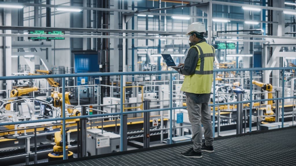 Hardware agnostic IoT software platform for supply chain